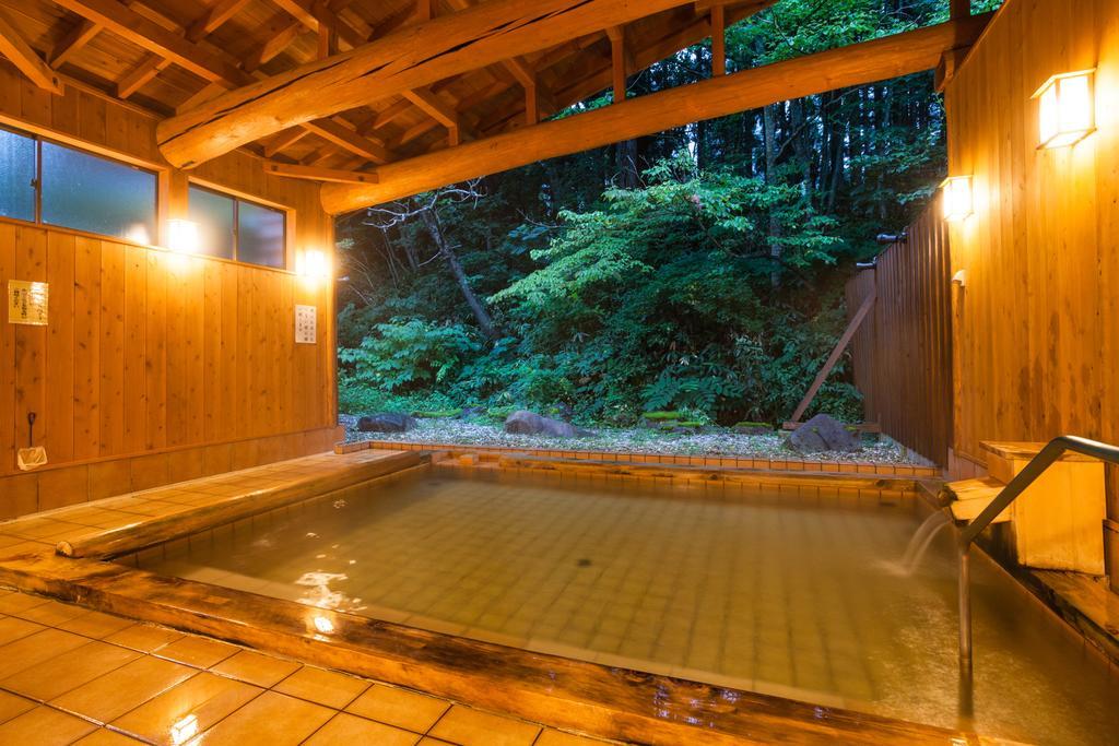 Mikunitoge Onsen Oyado Honjin Otel Yuzawa  Dış mekan fotoğraf