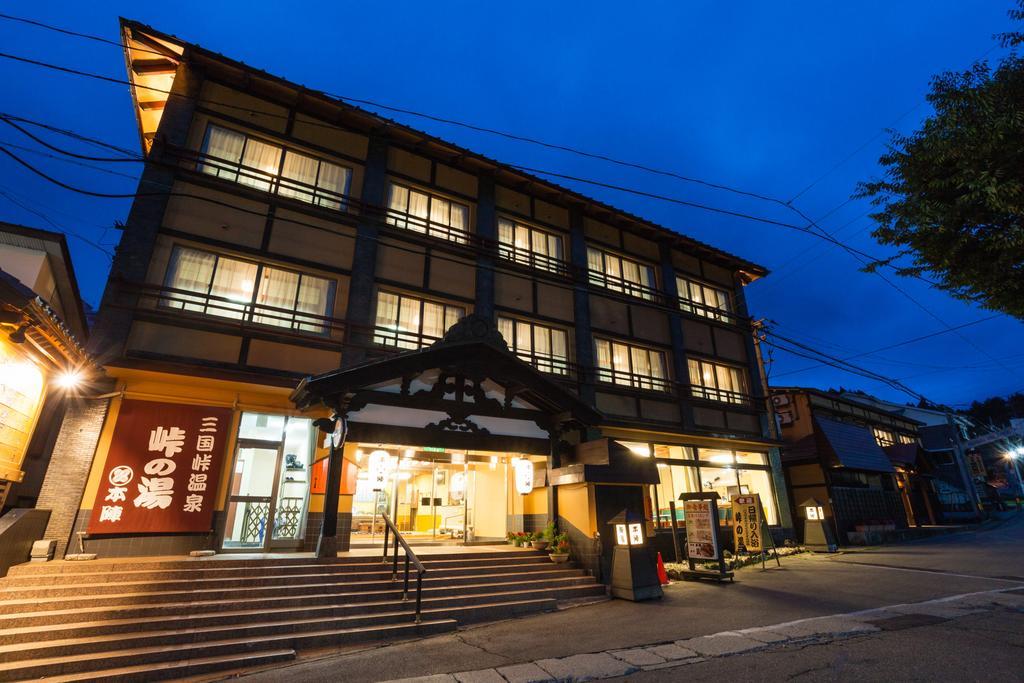 Mikunitoge Onsen Oyado Honjin Otel Yuzawa  Dış mekan fotoğraf