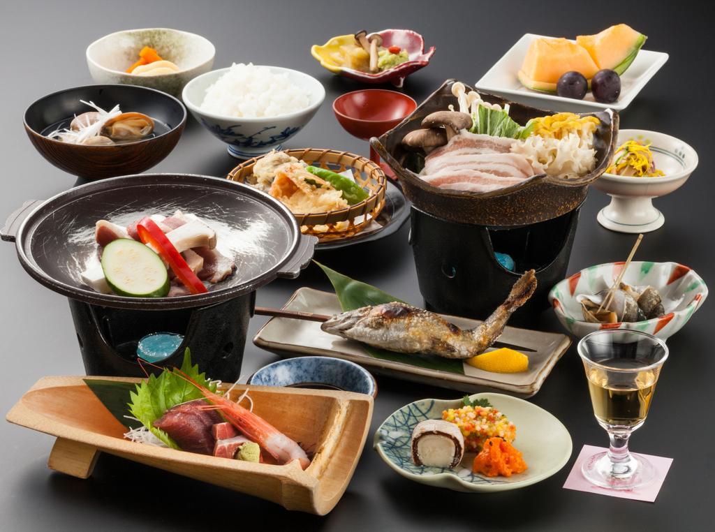 Mikunitoge Onsen Oyado Honjin Otel Yuzawa  Dış mekan fotoğraf